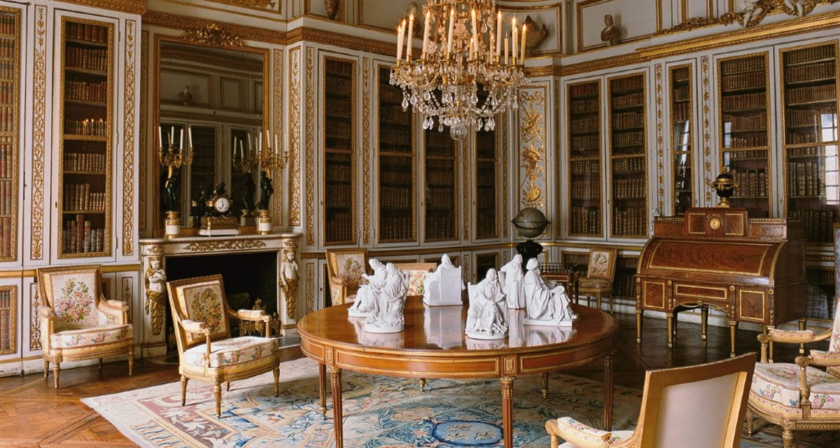 Dinh thự được ông Cheung mua lại từ gia đình cố Thái tử Saudi Arabia Nayef bin Abdulaziz. Bất động sản này từng là bốn ngôi nhà riêng lẻ trước khi được kết hợp thành dinh thự đồ sộ 45 phòng. Nó đã từng được rao bán với giá 300 triệu bảng Anh (433 triệu USD). Ảnh: Beauchamp Estates.