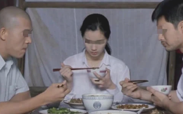 Biet ban than bi vo sinh nen cho vo di 