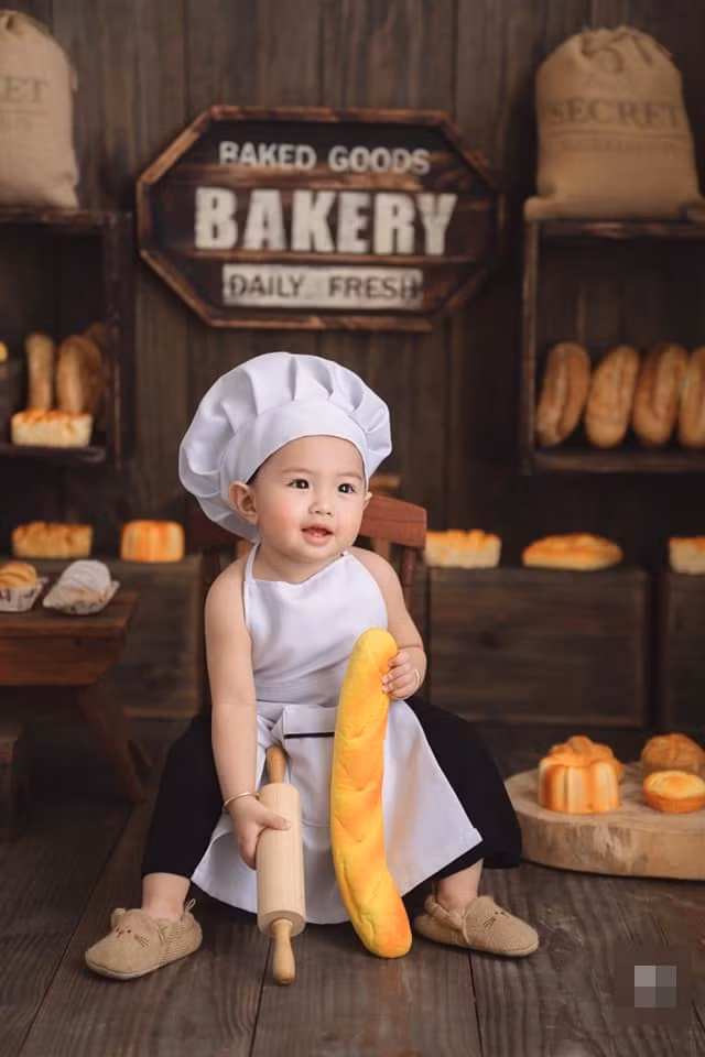 Ngoai hinh cua be gai 1 tuoi co bo me la nguoi chuyen gioi-Hinh-3