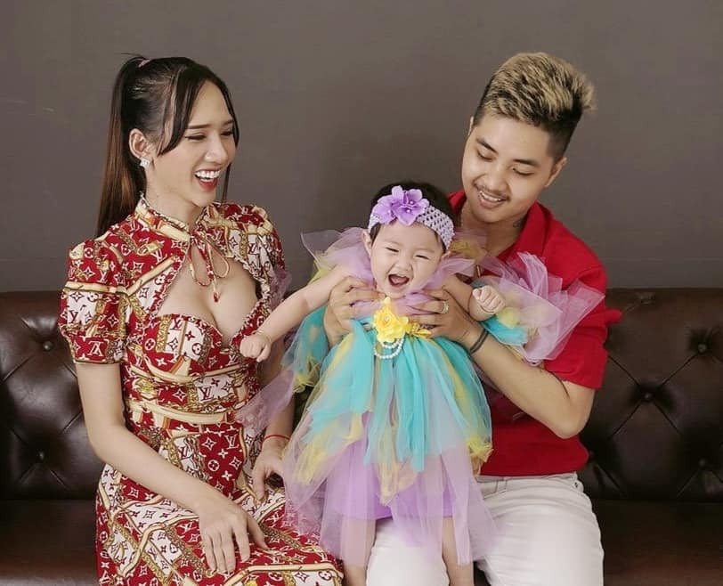 Ngoai hinh cua be gai 1 tuoi co bo me la nguoi chuyen gioi-Hinh-6