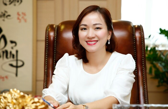 Ai nu xinh dep con dai gia bac nhat Viet Nam