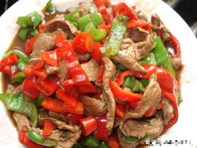 3 mẹo giúp xào thịt mềm, không khô, không dính chảo 3 meo giup xao thit mem, khong kho, khong dinh chao