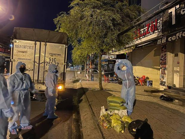 Hinh anh dep nhat ve Phi Nhung truoc khi qua doi vi COVID-19-Hinh-10