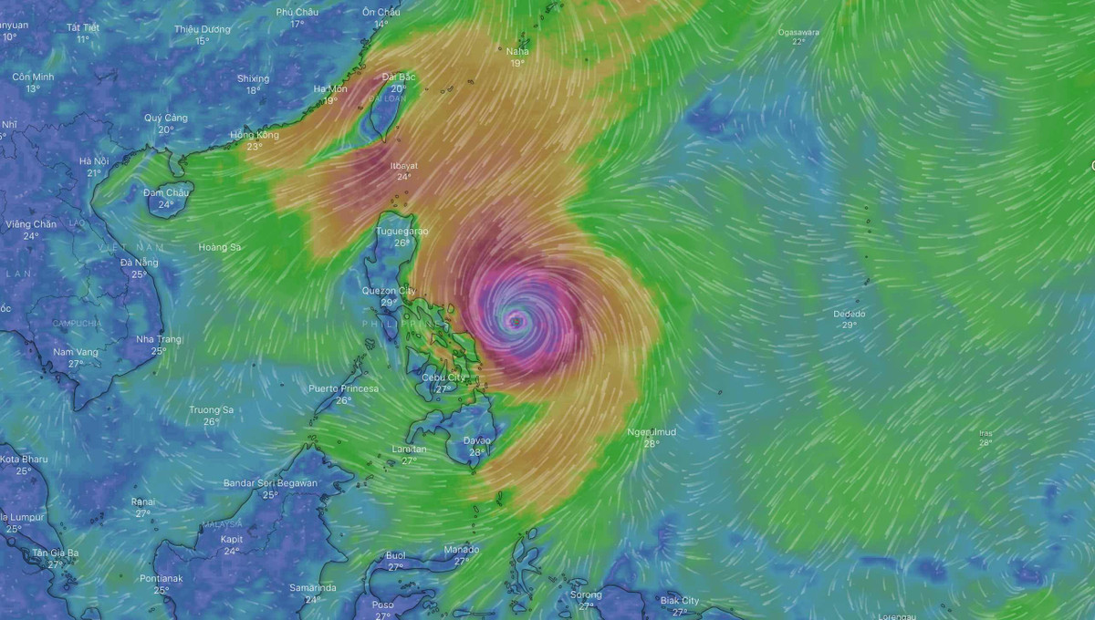 Hướng đi của siêu bão Surigae trên windy.com. Người dùng có thể tải về ứng dụng trên smartphone để theo dõi trực tiếp tình hình thời tiết, các cơn bão nếu có.