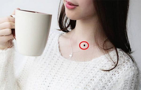 5 nốt ruồi đắc tài đắc lộc, ai sở hữu thì vạn sự hanh thông - Hình 2 5 not ruoi dac tai dac loc, ai so huu thi van su hanh thong-Hinh-2