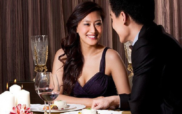 Tôi cố tình quên ví khi đi ăn, hành động bất ngờ của cô bạn gái Toi co tinh quen vi khi di an, hanh dong bat ngo cua co ban gai