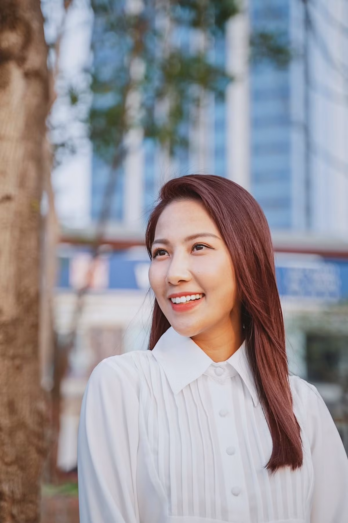 BTV Quynh Hoa noi ly do phai dung dan thoi tiet-Hinh-5