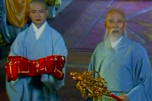 Áo cà sa và tích trượng của Đường Tăng có phải pháp bảo quyền năng? - Hình 2 Ao ca sa va tich truong cua Duong Tang co phai phap bao quyen nang?-Hinh-2