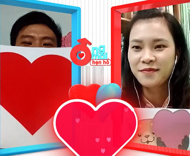 Kết thúc cuộc trò chuyện, cặp đôi đã cùng trao nhau cơ hội hẹn hò trong niềm vui của ông mai.