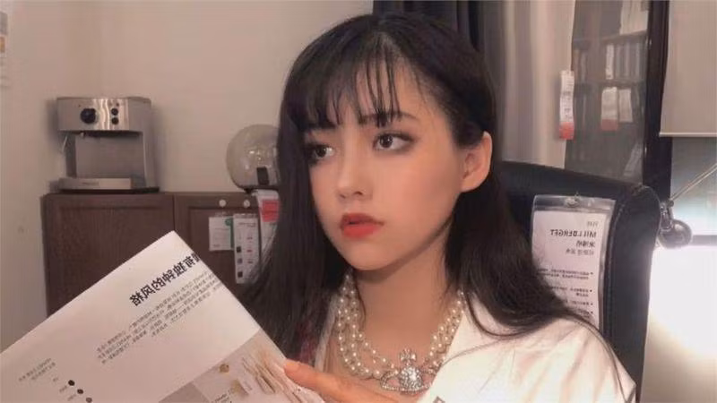 Co gai Trung Quoc noi tieng nho thu thach 21 ngay khong tieu tien-Hinh-2