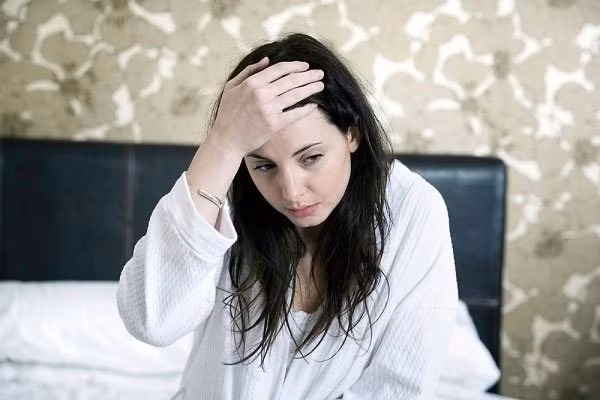 Phu nu thay 6 dau hieu nay la ban dang buoc vao giai doan man kinh