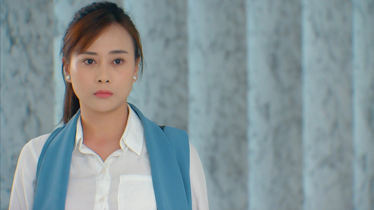 Loạt gile đa dạng màu sắc của Nam trong Hương vị tình thân. Đôi khi, Nam có sự thay đổi khi kết hợp áo sơ mi bên trong áo gile, thay vì áo phông ở những tập khác.