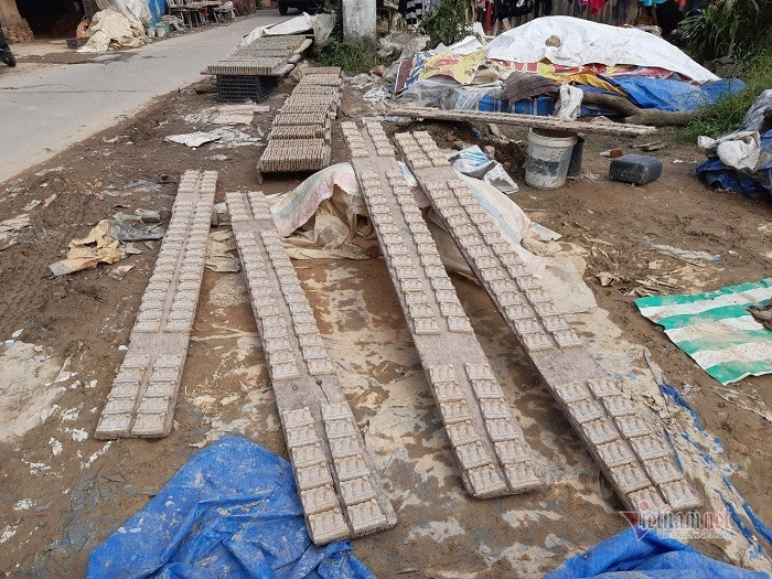 Moi nam mot dot, ca lang hoi ha nan tuong ong Cong ong Tao-Hinh-2