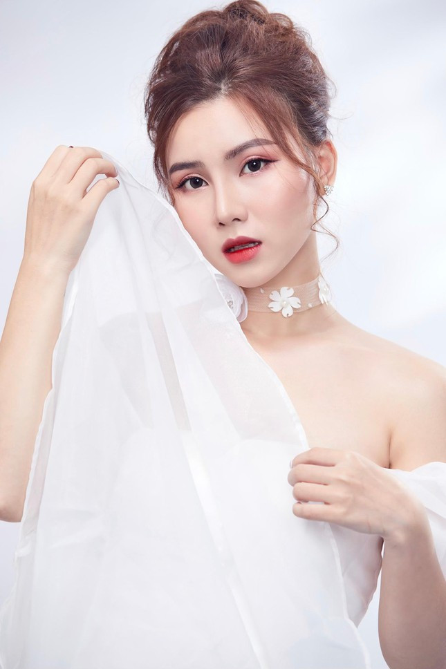 Với sự cố gắng, nỗ lực, biết lắng nghe, Ngọc Ánh ngày càng được tín nhiệm nhiều hơn, không chỉ trở thành Phó chủ nhiệm AMC - CLB MC Học viện Báo chí và Tuyên truyền, mà còn được trao thêm nhiều cơ hội dẫn các chương trình của VTV, định hướng được con đường trở thành MC chuyên nghiệp của bản thân.