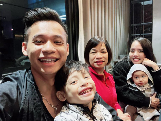 Do Mixi bat ngo thua nhan livestream chi vi com ao gao tien-Hinh-3