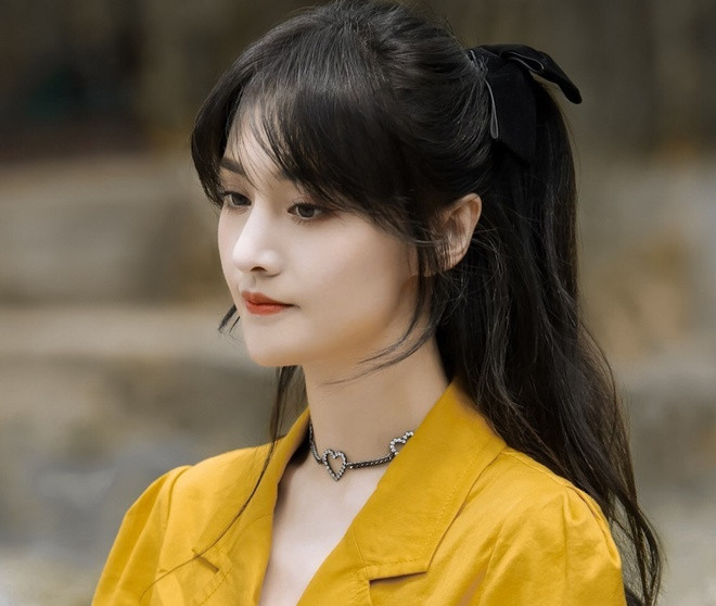 Trinh Sang bi hang xom xa lanh khi ve que o tinh Lieu Ninh