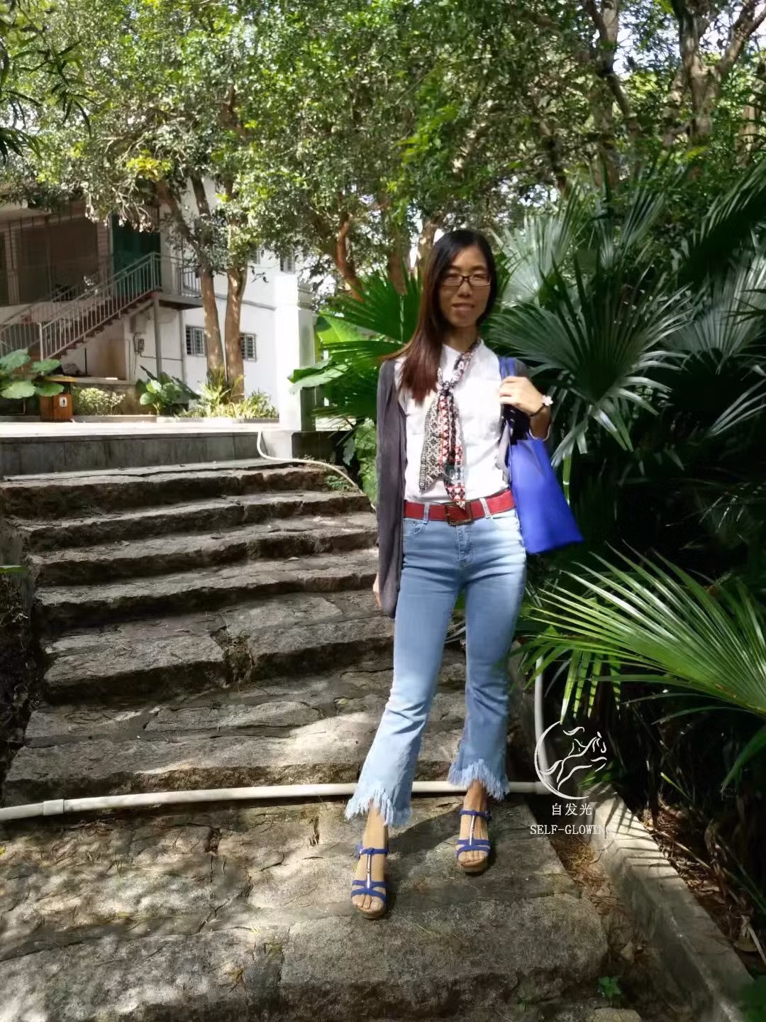 Man lot xac cua ba me hai con tung bi che gieu ve ngoai hinh