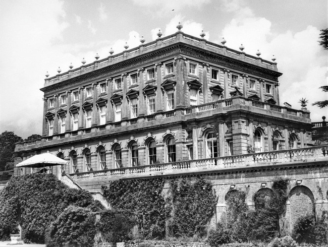 Vu be boi giua chinh tri gia Anh va nu diep vien Lien Xo