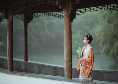 Số phận của mỹ nhân làm hoàng hậu 1 tháng đã bị biếm lãnh cung - Hình 4 So phan cua my nhan lam hoang hau 1 thang da bi biem lanh cung-Hinh-4