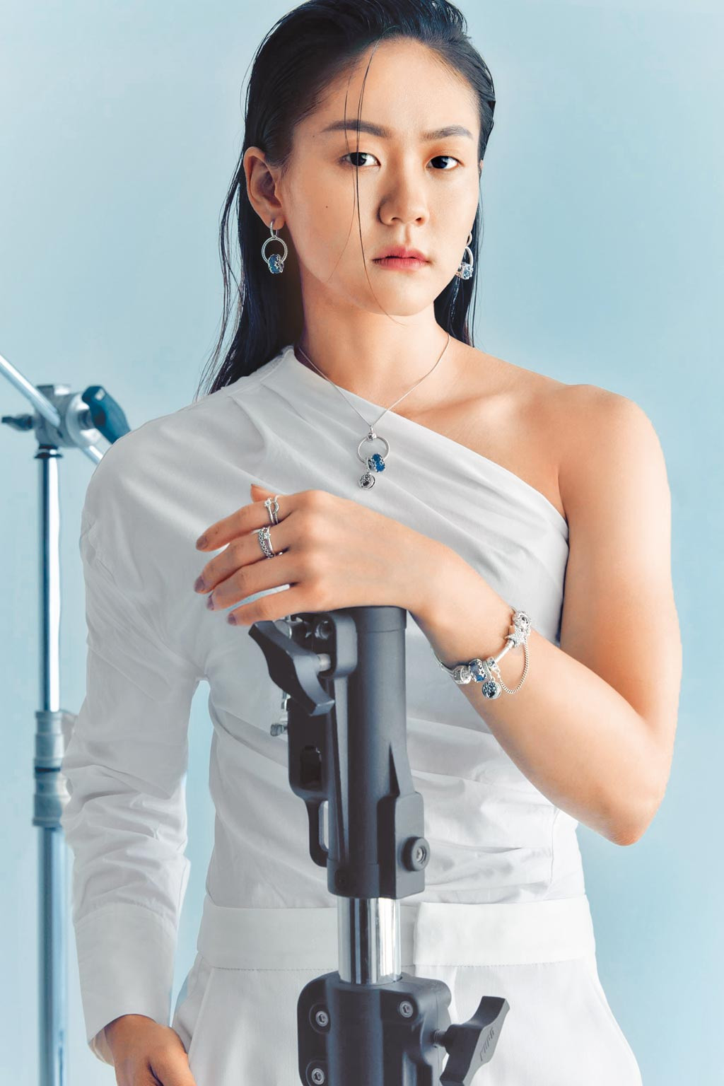 Trong cuộc phỏng vấn mới đây với Elle, nữ VĐV tâm sự tập luyện karate đã khiến cô mạnh mẽ, tự tin và cảm thấy bản thân toát lên khí chất hơn. Sau mỗi trận đấu, khi thắng thua đã được định đoạt, cô không để cảm xúc chiến thắng hay sự đau buồn vì thua cuộc đeo bám mình quá lâu mà cố gắng lấy lại cảm xúc để tiếp tục hành trình.