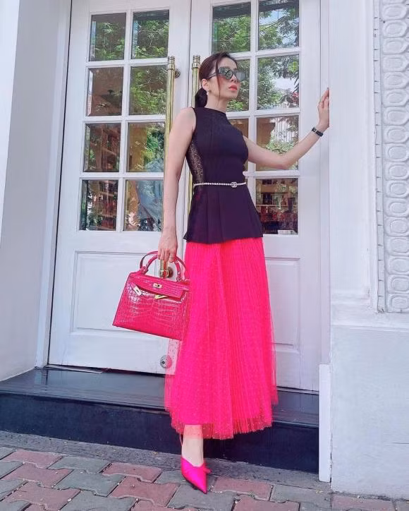 Nhan sac Le Quyen thoi chua sua mui duoc chia se lai-Hinh-6