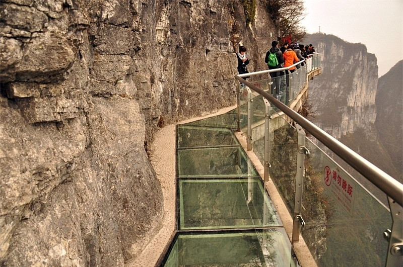 Câu chuyện thần bí xung quanh cổng trời Trung Quốc ảnh 7