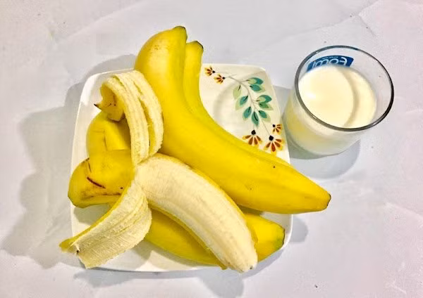 3 thuc pham an khi doi chang khac gi uong dau mo vao nguoi-Hinh-3