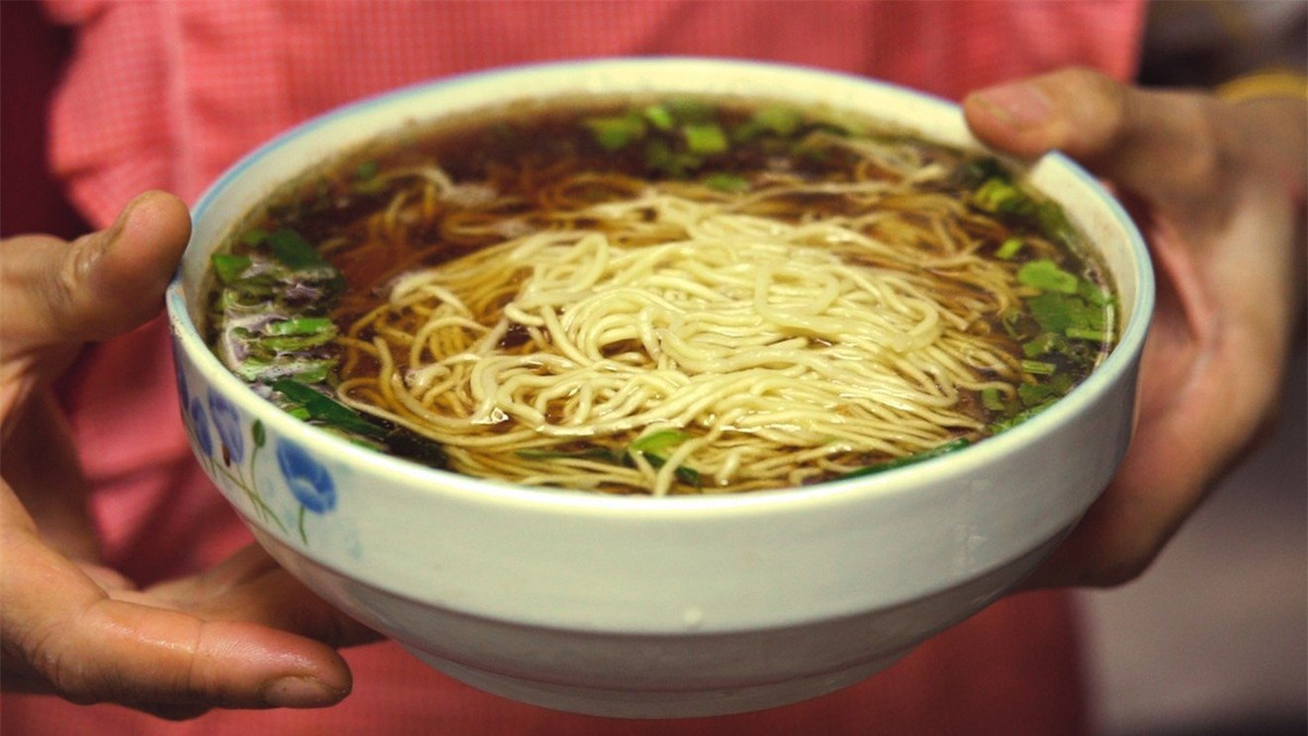 Mon mi 300 tuoi nau cung mot thu la ky, den Can Long cung khen ngon-Hinh-3