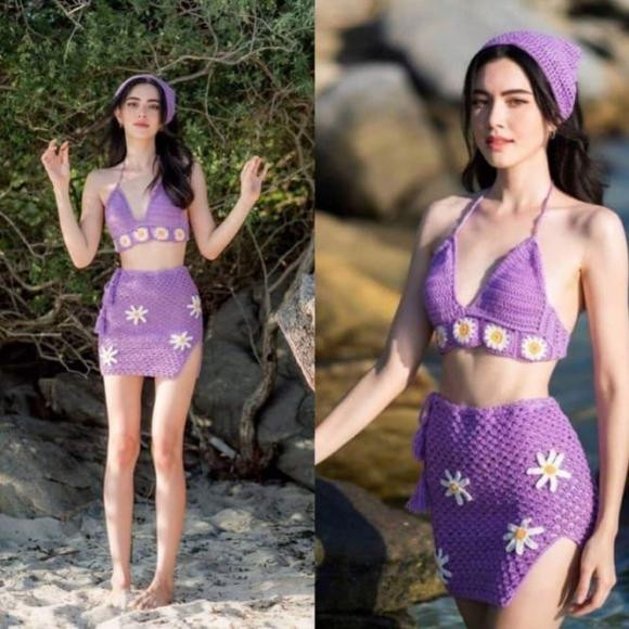 Trong năm 2020, Mai Davika tiếp tục gặt hái được nhiều thành công qua các bộ phim truyền hình, gương mặt đại diện của nhiều thương hiệu thời trang nổi tiếng. Trên mạng xã hội Instagram, hiện cô đang có hơn 11 triệu người theo dõi và trở thành nghệ sĩ Thái Lan có lượt theo dõi nhiều thứ 2.