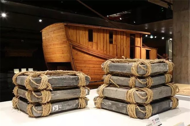 Trận động đất khiến gạch lát Tử Cấm Thành nứt vỡ ảnh 1