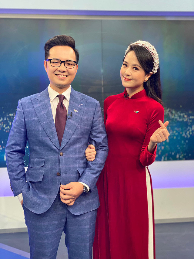 BTV xinh dep dan song Thoi su 19h cua VTV la ai?-Hinh-3