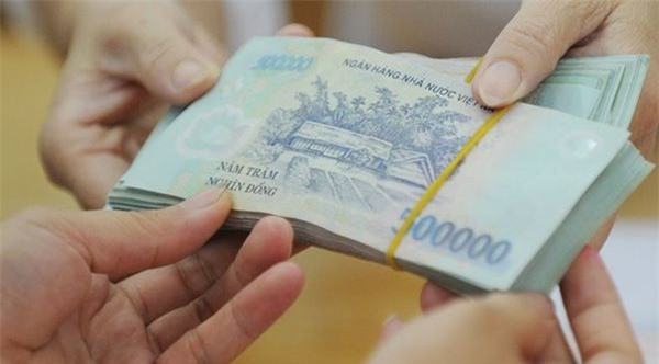 Đi gửi tiết kiệm, cẩn thận 5 lỗi sau kẻo trắng tay lúc nào chẳng biết ảnh 2