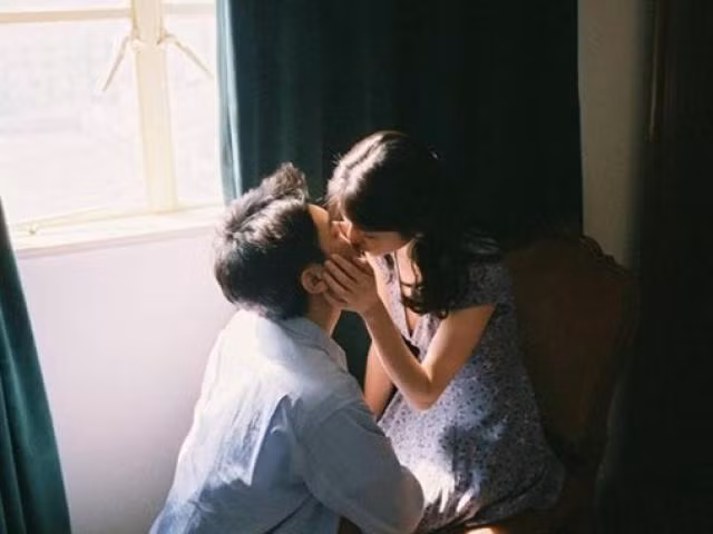 Nhận hát thuê cho buổi tiệc, tôi "sốc" khi biết nhân vật được cầu hôn - Hình 2 Nhan hat thue cho buoi tiec, toi