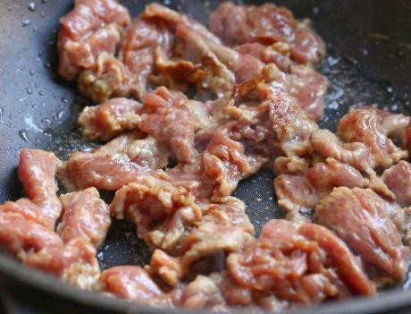 Xào thịt bò muốn mềm, ngon nhớ cho thêm 2 "gia vị" này khi ướp thịt - Hình 5 Xao thit bo muon mem, ngon nho cho them 2