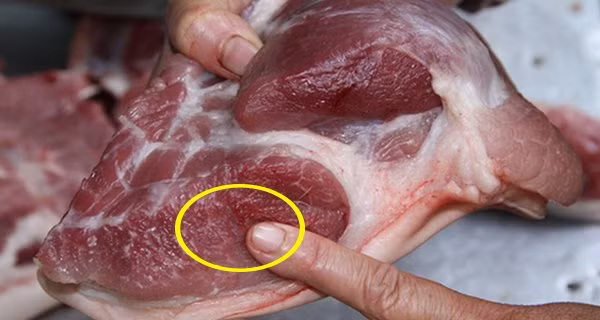 Thit lon co 4 dau hieu nay du re may cung dung mua