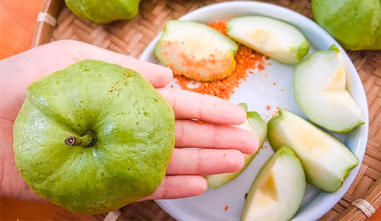 6 diem can chu y khi mua oi de chon trung qua ngon ngot