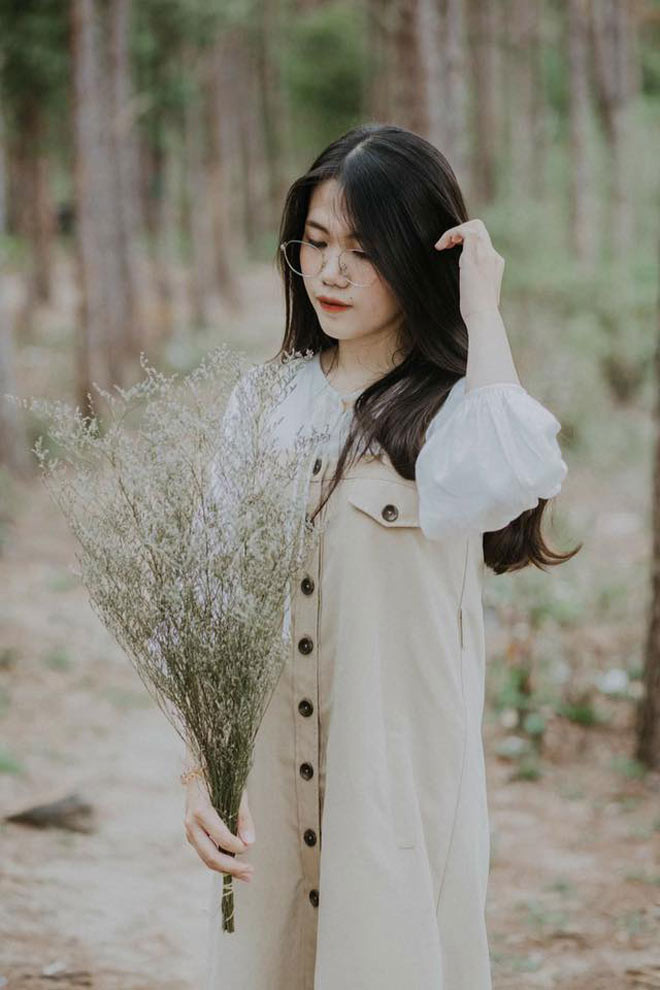 Biết lên cấp 3 phải mặc áo dài, cô gái lột xác đẹp như nàng thơ - Hình 7 Biet len cap 3 phai mac ao dai, co gai lot xac dep nhu nang tho-Hinh-7