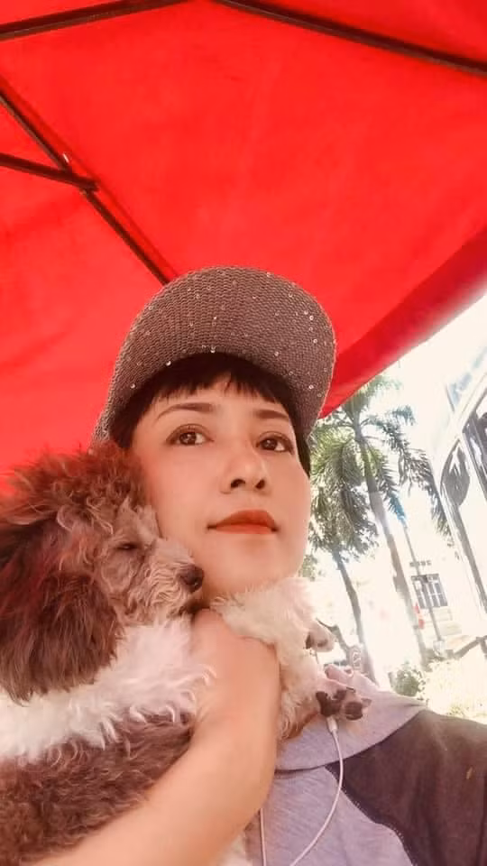 Tu Dua len chuc bo lan 5, cuoc song cua vo cu gio ra sao?-Hinh-15