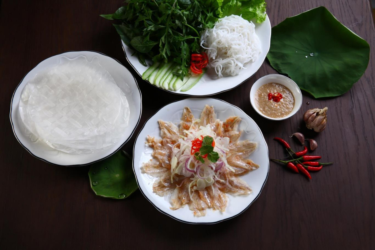 Mon goi ca hut khach o Quy Nhon duoc vi nhu 'sushi' phien ban Viet-Hinh-4