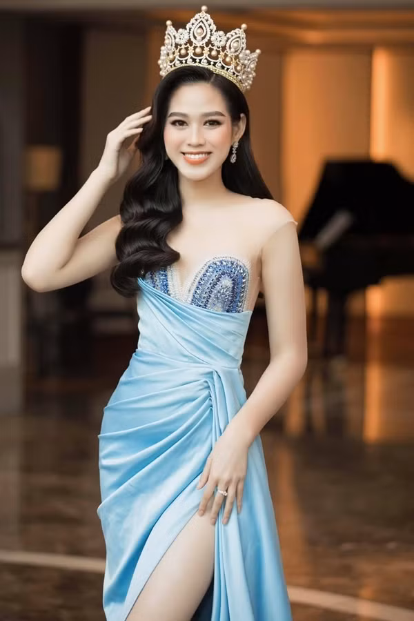 Hoa hau Viet Nam 2020 Do Thi Ha ngay cang goi cam-Hinh-23