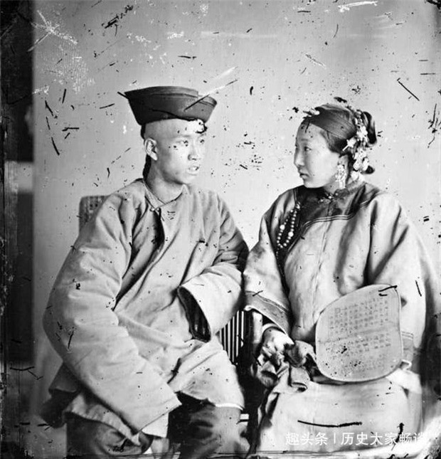 Hủ tục đáng sợ thời Thanh triều Hu tuc dang so thoi Thanh trieu