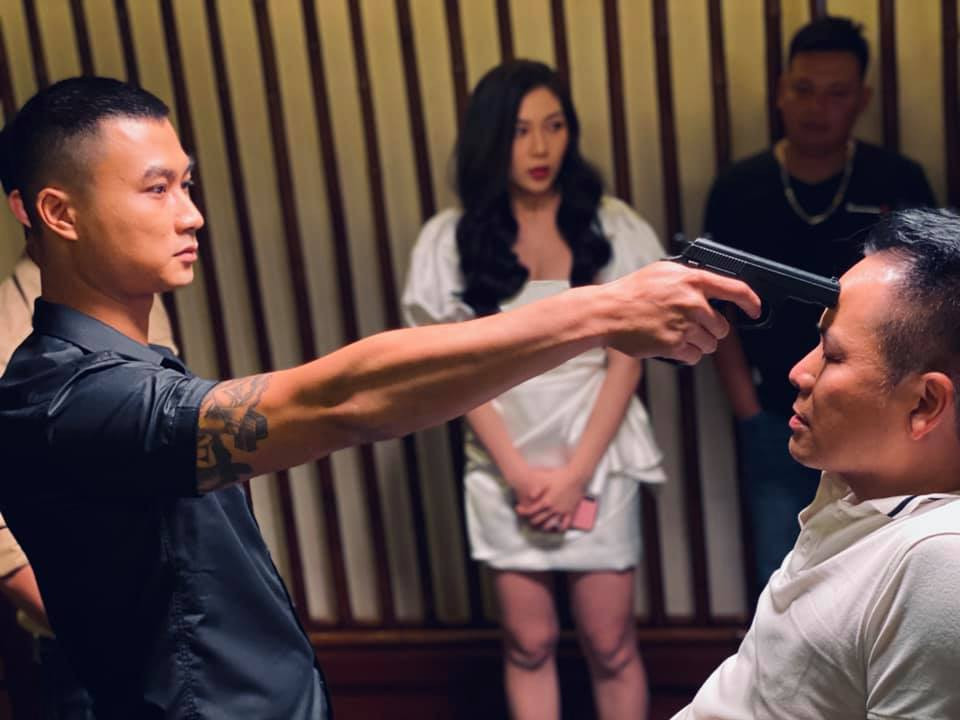 Dien vien chuyen vai giang ho bo ngo voi canh khau va, cham con