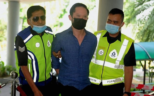 CEO ứng dụng hẹn hò tìm “sugar daddy” bị bắt - Hình 7 CEO ung dung hen ho tim “sugar daddy” bi bat-Hinh-7