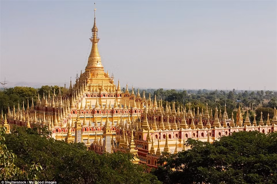 Chùa Thambuddhei Paya ở Monywa, Myanmar: Đền thờ Phật giáo này được hình thành từ năm 1303 và được xây dựng lại vào năm 1939.