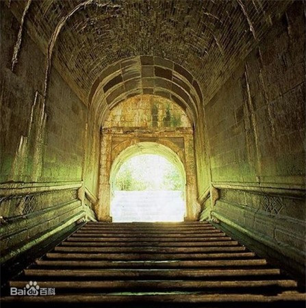 Khong ai dam trom lang mo Chu Nguyen Chuong suot 600 nam qua vi sao?-Hinh-3