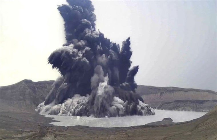 6 ngọn núi lửa hoạt động mạnh và nguy hiểm nhất trên Trái đất ảnh 15