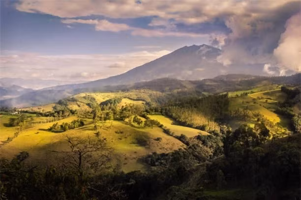 6 ngọn núi lửa hoạt động mạnh và nguy hiểm nhất trên Trái đất ảnh 12