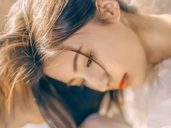 Nhung dieu cam ky khien phu nu tro nen mat gia trong mat dan ong