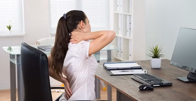 4 thoi quen khien co the ngoai 20 tuoi gia nhu nguoi 60 tuoi