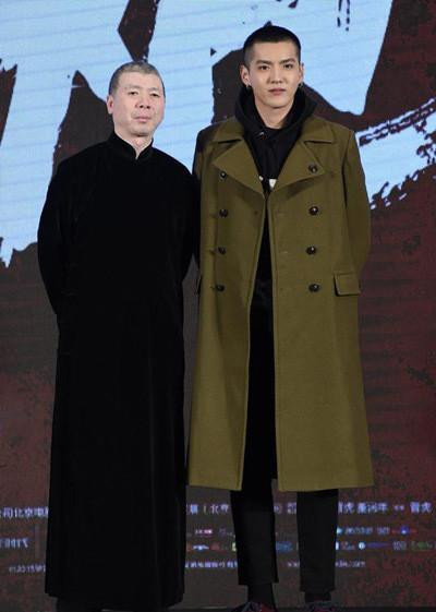 Ông lớn nào chống lưng Ngô Diệc Phàm trong Cbiz? - Hình 4 Ong lon nao chong lung Ngo Diec Pham trong Cbiz?-Hinh-4